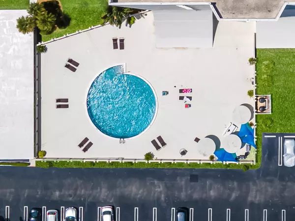 West Palm Beach, FL 33401,2000 Presidential WAY 1006