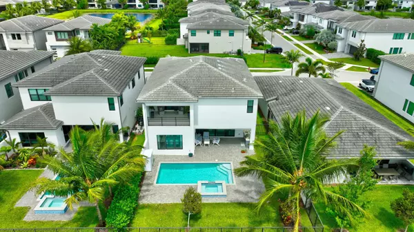 Boca Raton, FL 33496,17222 Blue Bayou DR