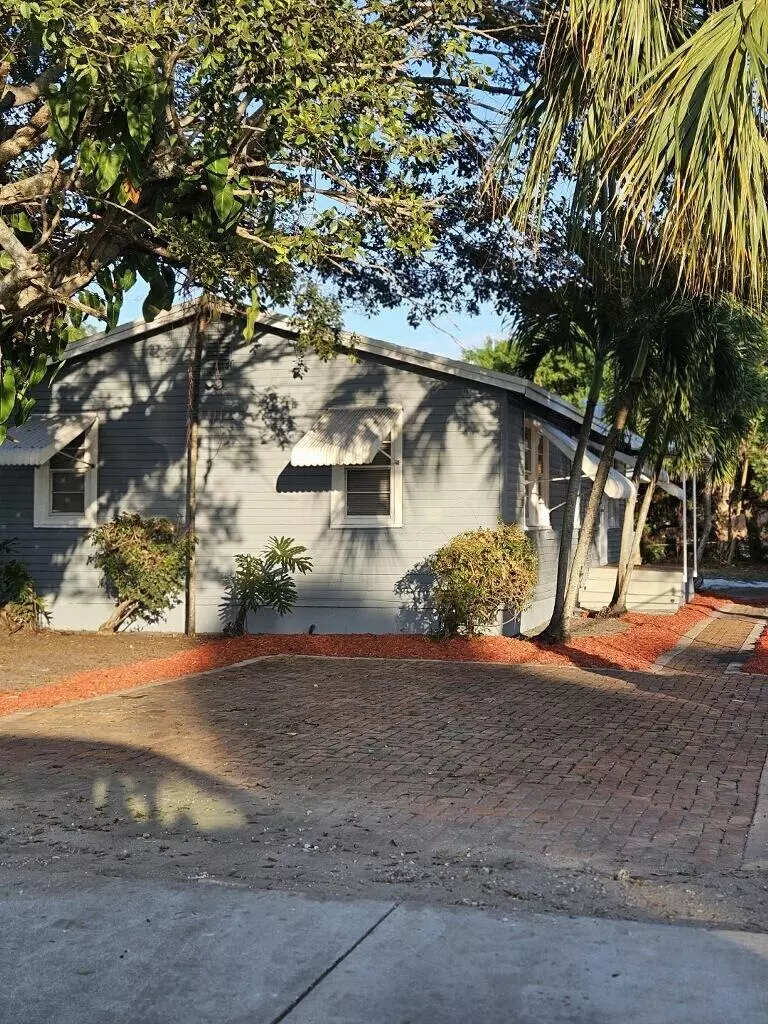 Delray Beach, FL 33444,239 NW 6th AVE