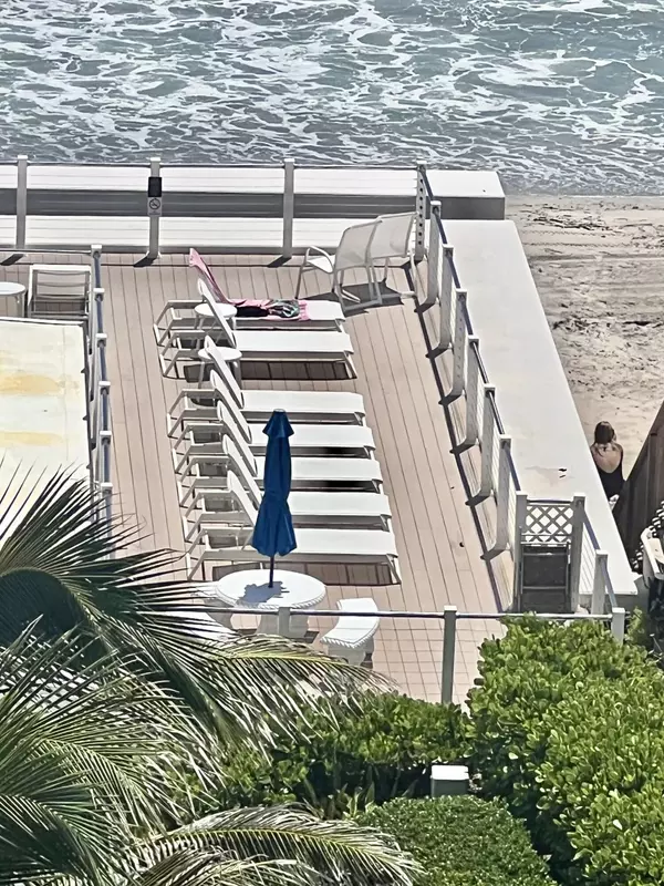 South Palm Beach, FL 33480,3590 S Ocean BLVD 908