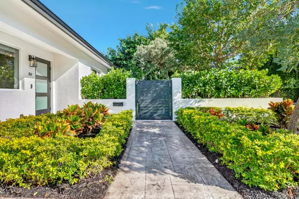 West Palm Beach, FL 33405,301 Pilgrim RD