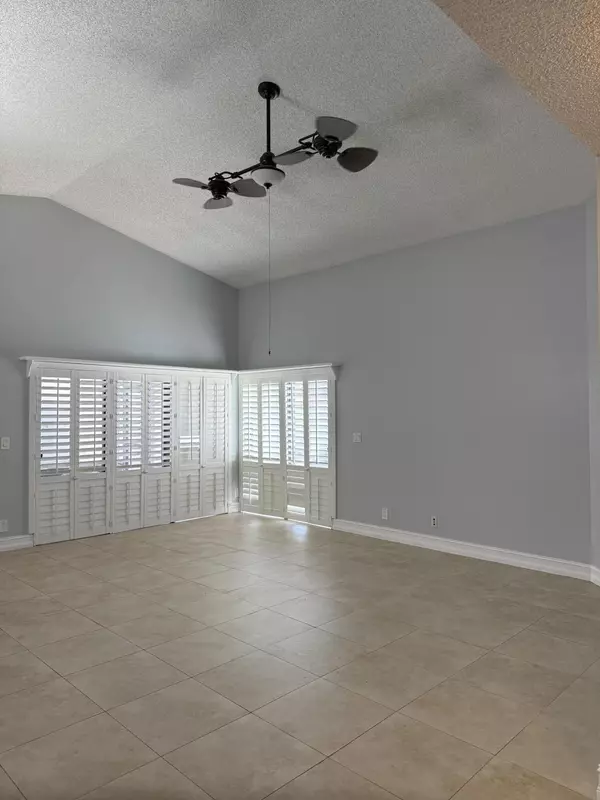 Boca Raton, FL 33433,21583 Villa Nova DR