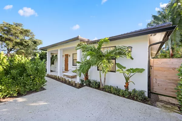 West Palm Beach, FL 33405,330 Laurie RD