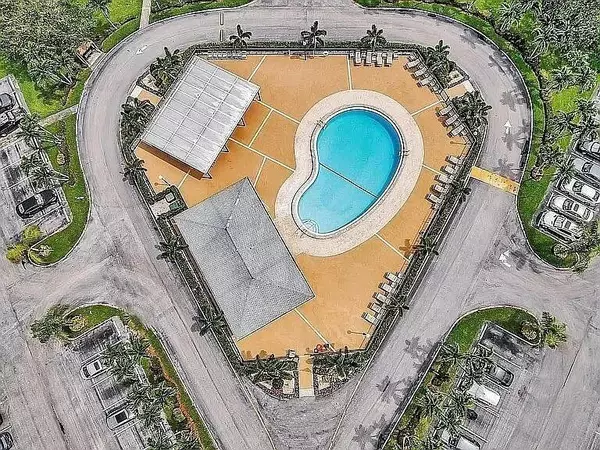 Boca Raton, FL 33434,1023 Guildford B