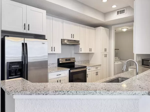 10560 SW Stephanie WAY 1-206, Port Saint Lucie, FL 34987