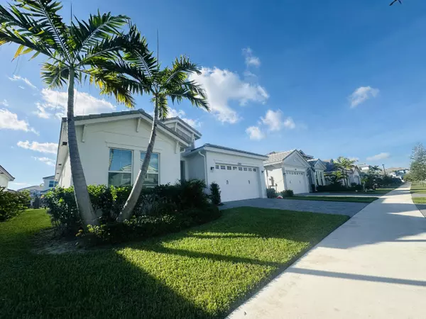 Loxahatchee, FL 33470,5461 Pecan DR