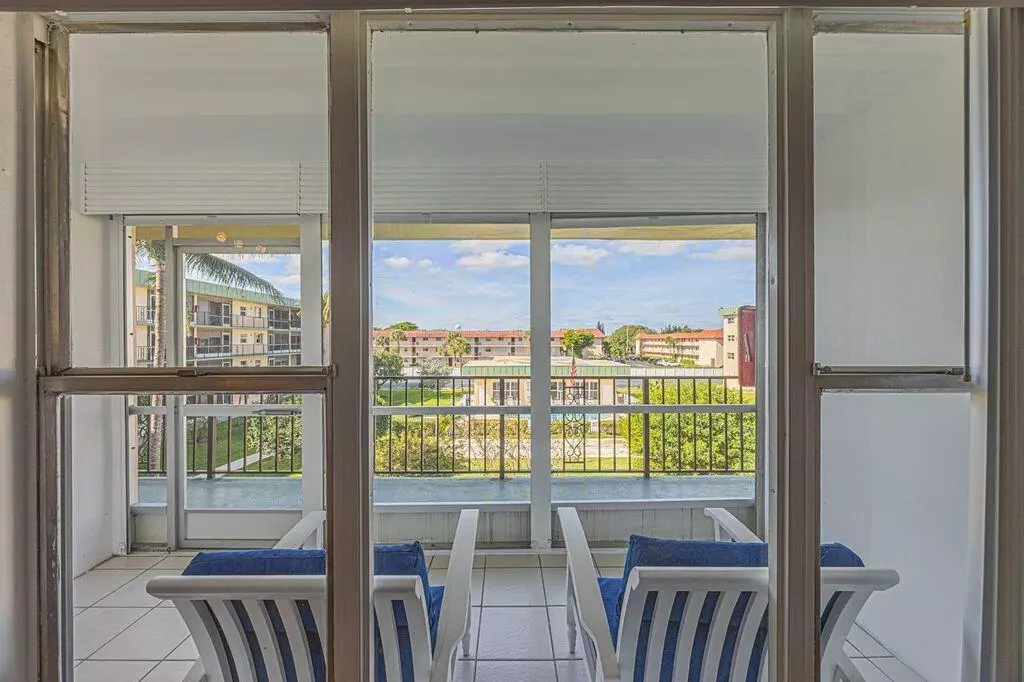 Deerfield Beach, FL 33441,808 SE 7 ST 305