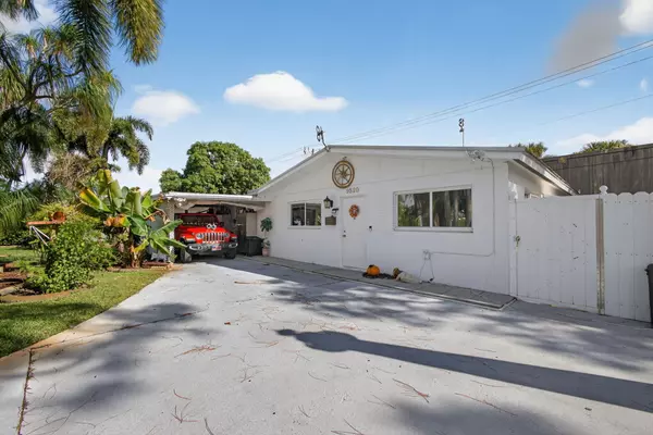 Palm Beach Gardens, FL 33410,9520 Birmingham DR