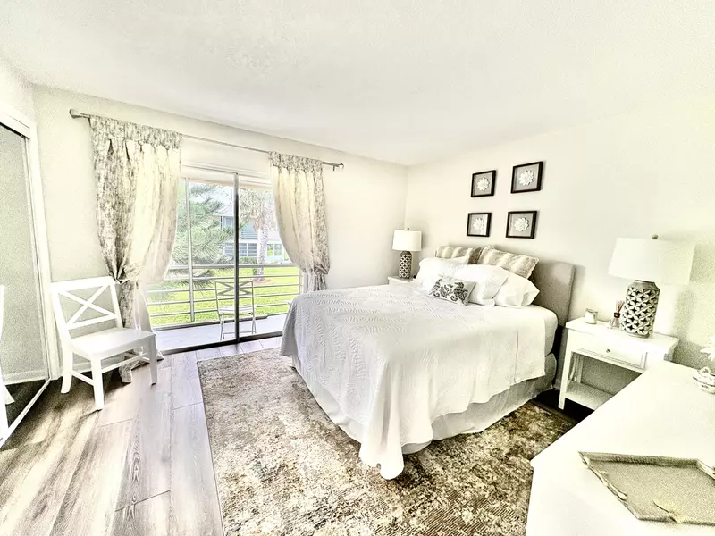 47 Salisbury B, West Palm Beach, FL 33417