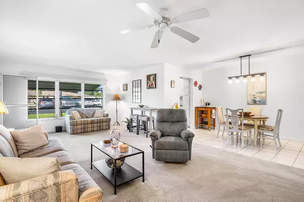 Delray Beach, FL 33445,1010 E Circle TER C