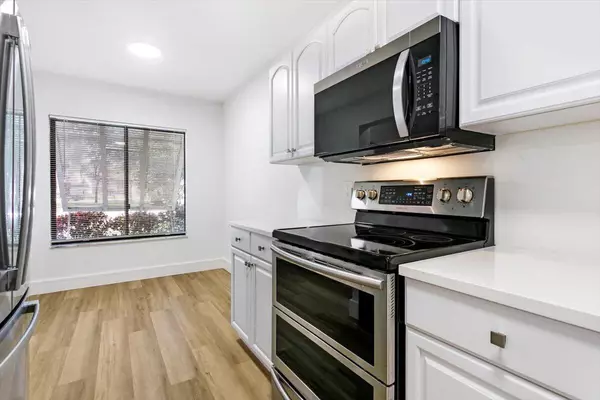 Boynton Beach, FL 33437,10203 Mangrove DR 101