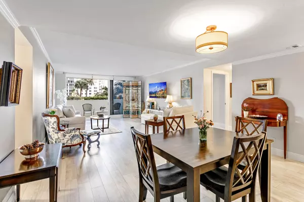 West Palm Beach, FL 33401,1801 S Flagler DR 205