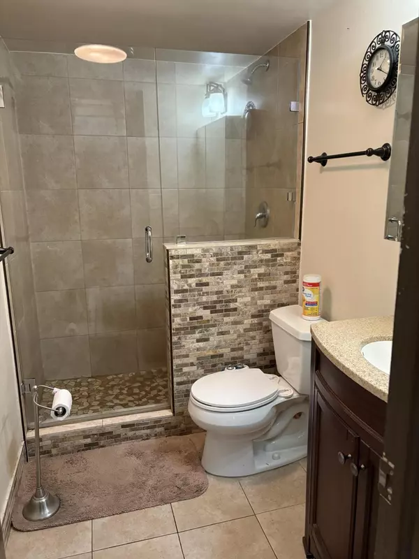 West Palm Beach, FL 33417,26 Golf'S Edge B