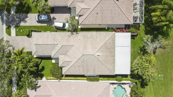 Palm Beach Gardens, FL 33410,1402 James Bay RD