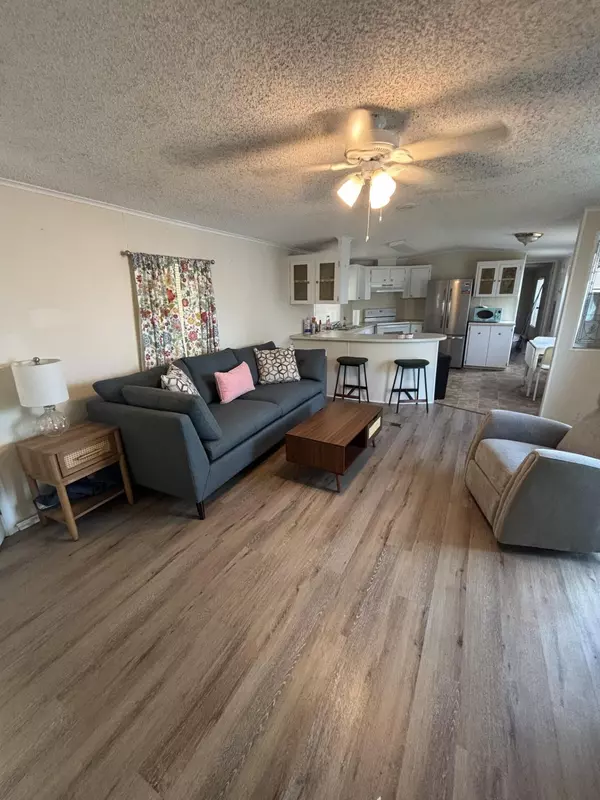 Port Saint Lucie, FL 34952,15 Alta Loma