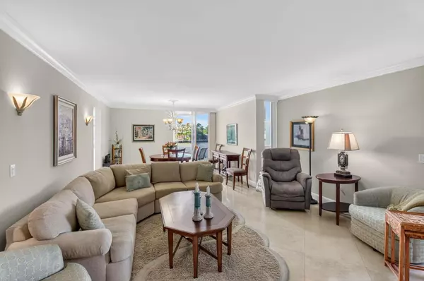 Delray Beach, FL 33483,2200 S Ocean BLVD 202