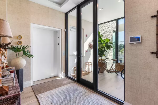 Delray Beach, FL 33483,1177 George Bush BLVD 303