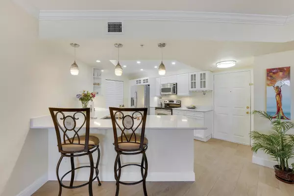 West Palm Beach, FL 33407,1801 N Flagler DR 339