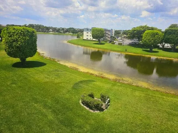 Boca Raton, FL 33434,4074 Cornwall D 4074