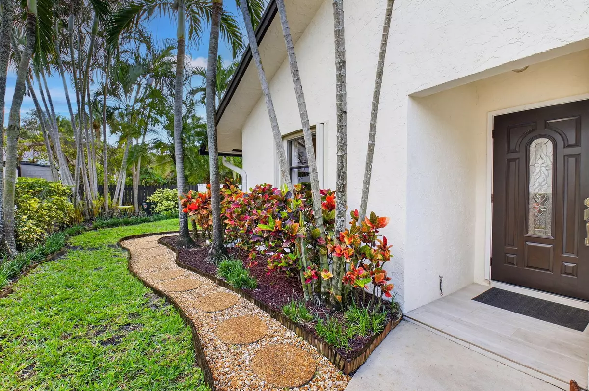 Delray Beach, FL 33445,2866 SW 6th ST