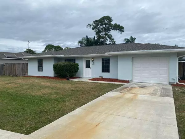 Port Saint Lucie, FL 34983,433 SE Seahouse DR