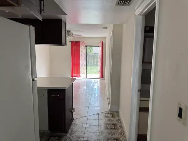 Wellington, FL 33414,1015 Staghorn ST