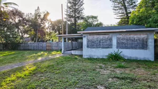 Delray Beach, FL 33444,122 SW 8th AVE