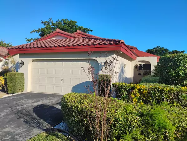 Boynton Beach, FL 33437,5665 Lakeview Mews DR