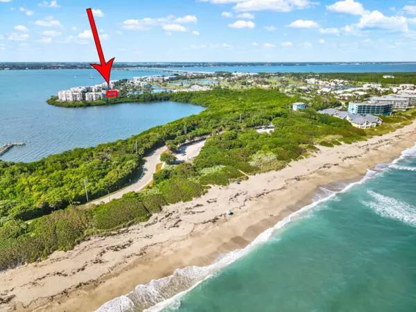 Stuart, FL 34996,5799 Island Cove 1404