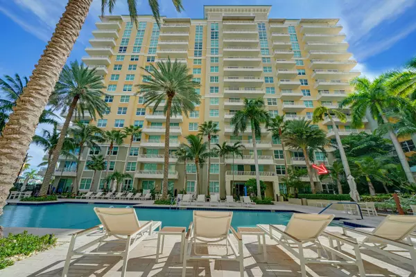 625 Casa Loma BLVD 207, Boynton Beach, FL 33435