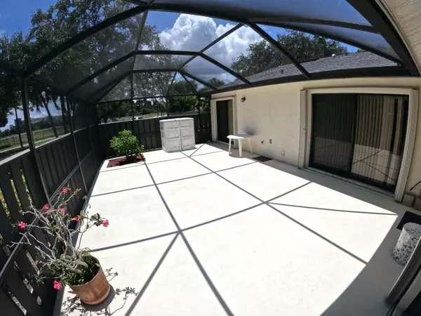 Fort Pierce, FL 34950,1713 Mariners CV 7c