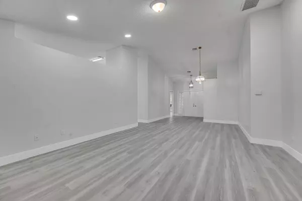 Wellington, FL 33414,13048 Meadowbreeze DR