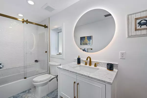 Fort Pierce, FL 34949,527 Coral Sands WAY