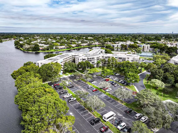 Pembroke Pines, FL 33026,1100 Colony Point Circle CIR 415