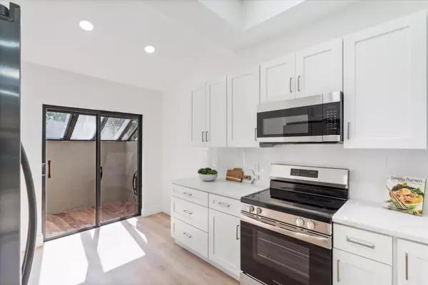 Boca Raton, FL 33498,10967 Lake Front PL