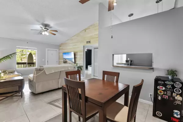 Jupiter, FL 33458,6271 Chasewood DR G