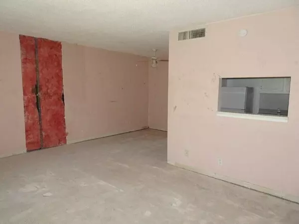 Boynton Beach, FL 33435,630 Snug Harbor DR C6