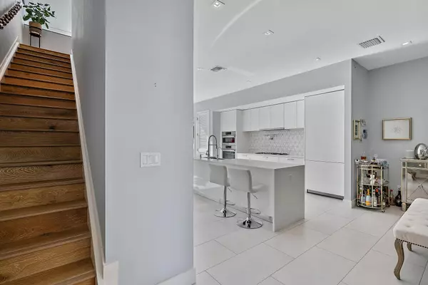 West Palm Beach, FL 33401,770 N ST