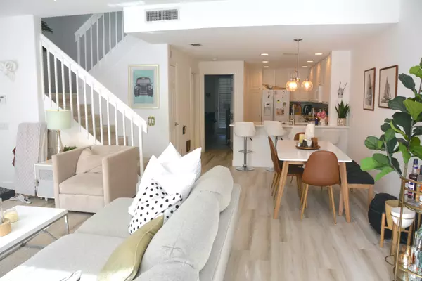 Jupiter, FL 33458,140 Soriano DR