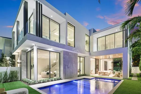 Delray Beach, FL 33444,340 Grove PL