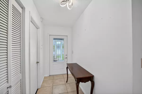 West Palm Beach, FL 33406,3618 Valley WAY