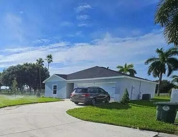 136 Dabou LOOP, Belle Glade, FL 33430