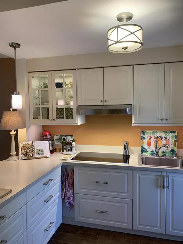 Lighthouse Point, FL 33064,1951 NE NE 39th ST 249