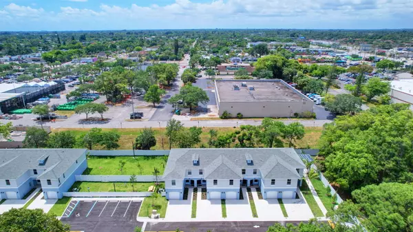 Palm Springs, FL 33461,3871 Patio CT 1