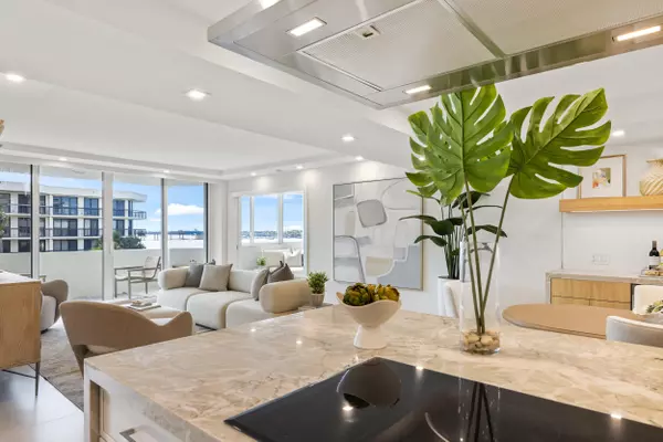 Palm Beach, FL 33480,2773 S Ocean BLVD 406