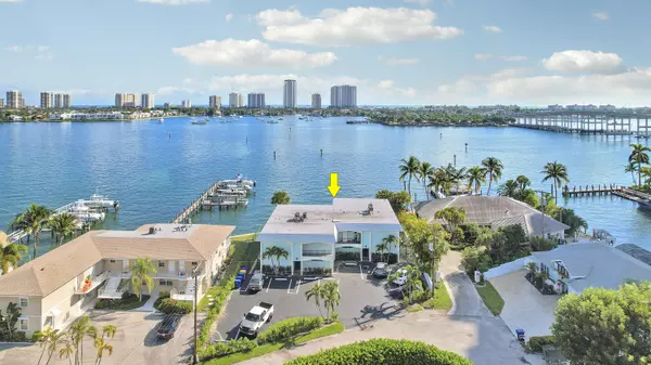 Riviera Beach, FL 33404,360 Wilma CIR