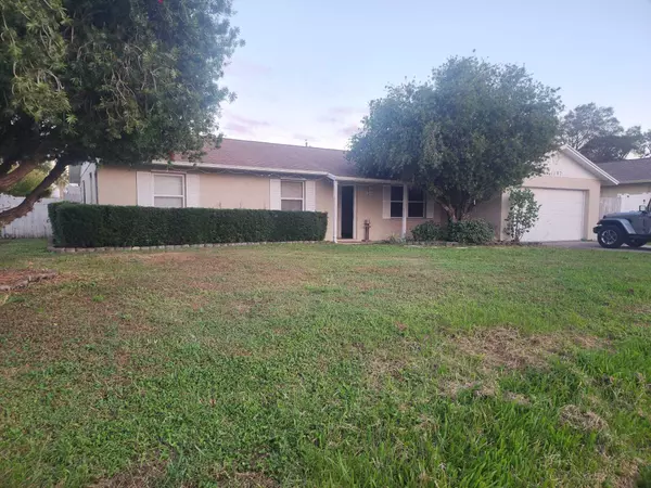 1197 SW Heather ST, Port Saint Lucie, FL 34953