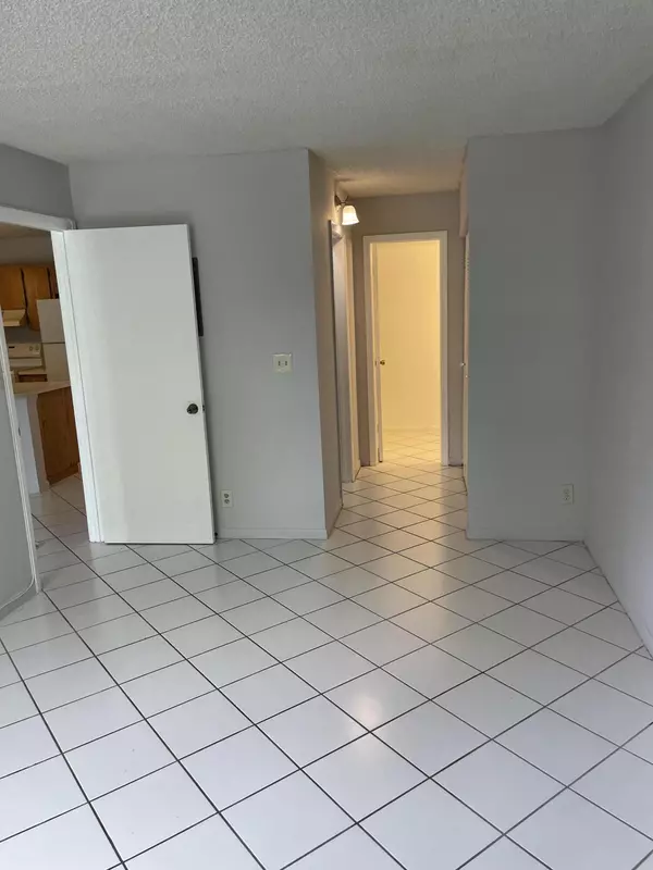 Coral Springs, FL 33065,2771 Riverside DR 113-A