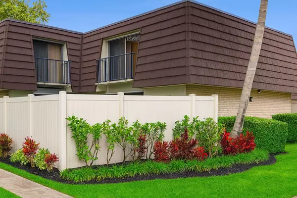 7716 77th WAY, West Palm Beach, FL 33407