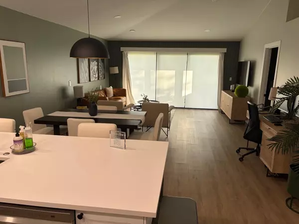 Palm Beach Gardens, FL 33418,202 Club DR